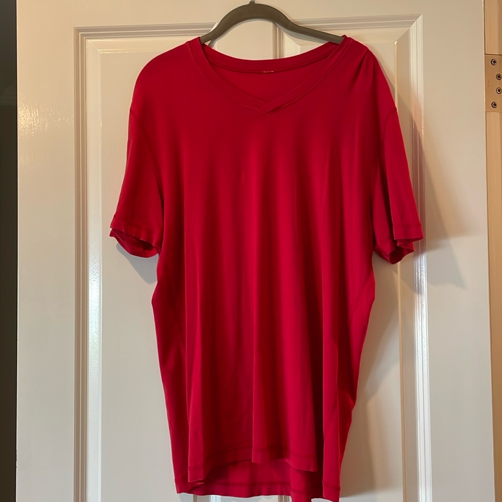Mens Lululemon Athletica v neck shirt